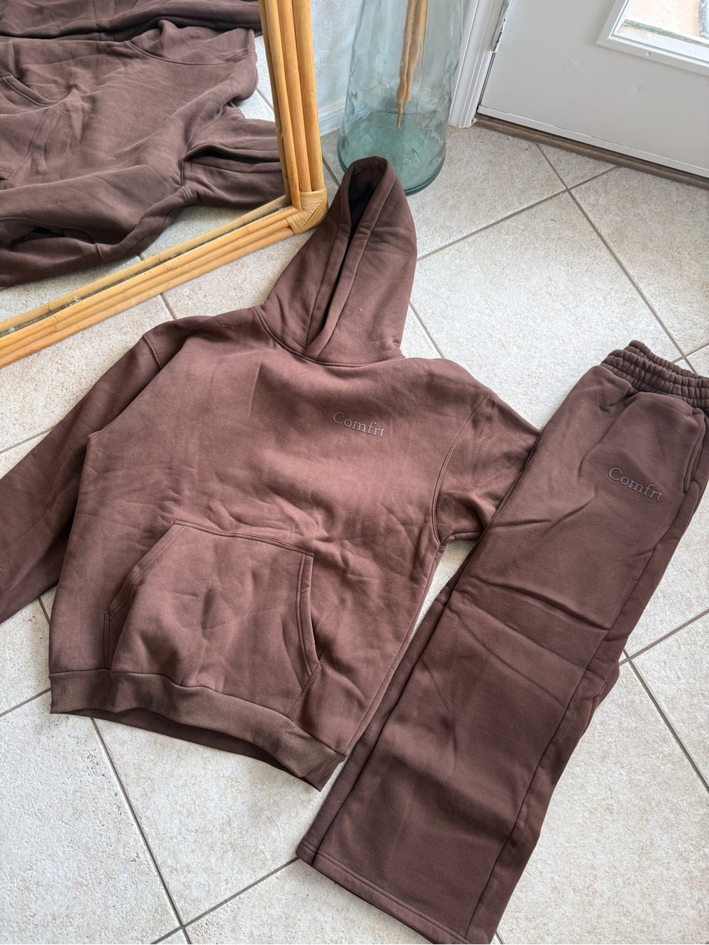 Comfi Brown Hooded Sweatshirt & Joggers Set
